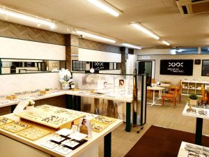メガネマーケット江戸川台の店内の様子