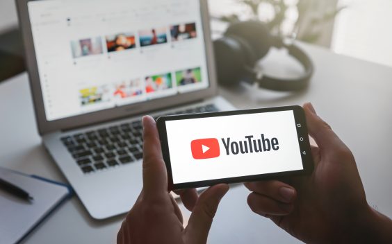YouTubeを楽しむ