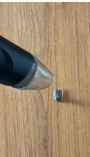 補聴器をドライヤーやヘアドライヤーで乾かすのはNGです。
