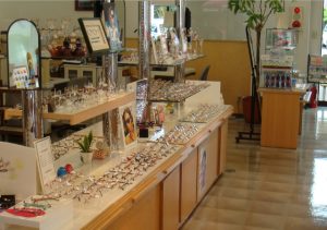 コクラヤ眼鏡店　東長崎店