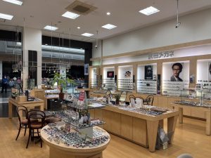 武田メガネ　イオン香椎浜店