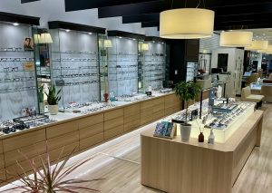 武田メガネ 博多駅マイング店