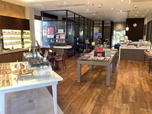 武田メガネ 上津パーク店