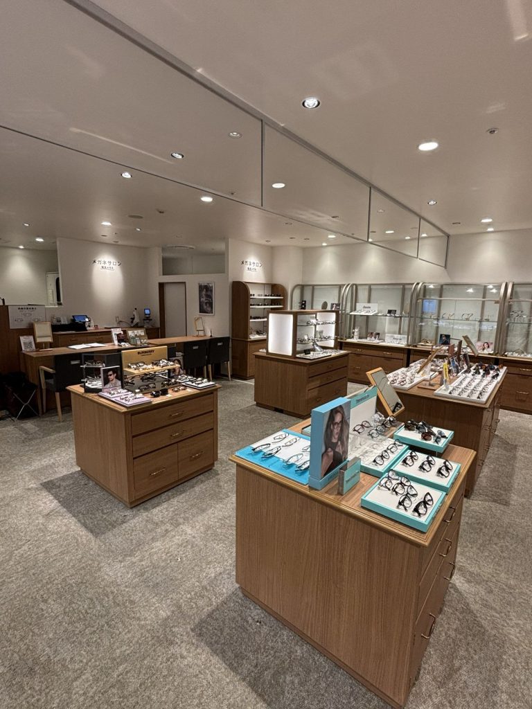 東京メガネ 高槻阪急店